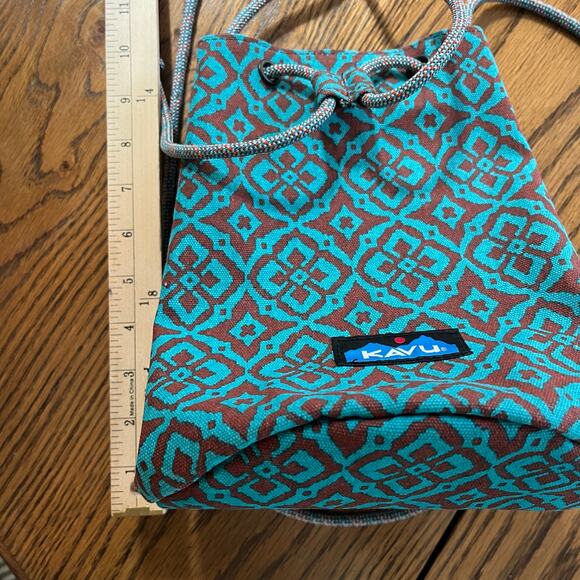 NWOT Kavu Bucket Canvas Sling Teal Brown Aztec Purse Bag - Picture 4 of 6
